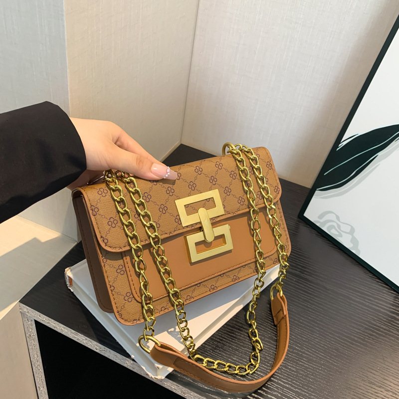 Luxury Brand Designer Bag Vintage Print Lock Buckle Simple Versatile Crossbody Bag Fashion Chain Casual Texture Commuter Crossbody Bag