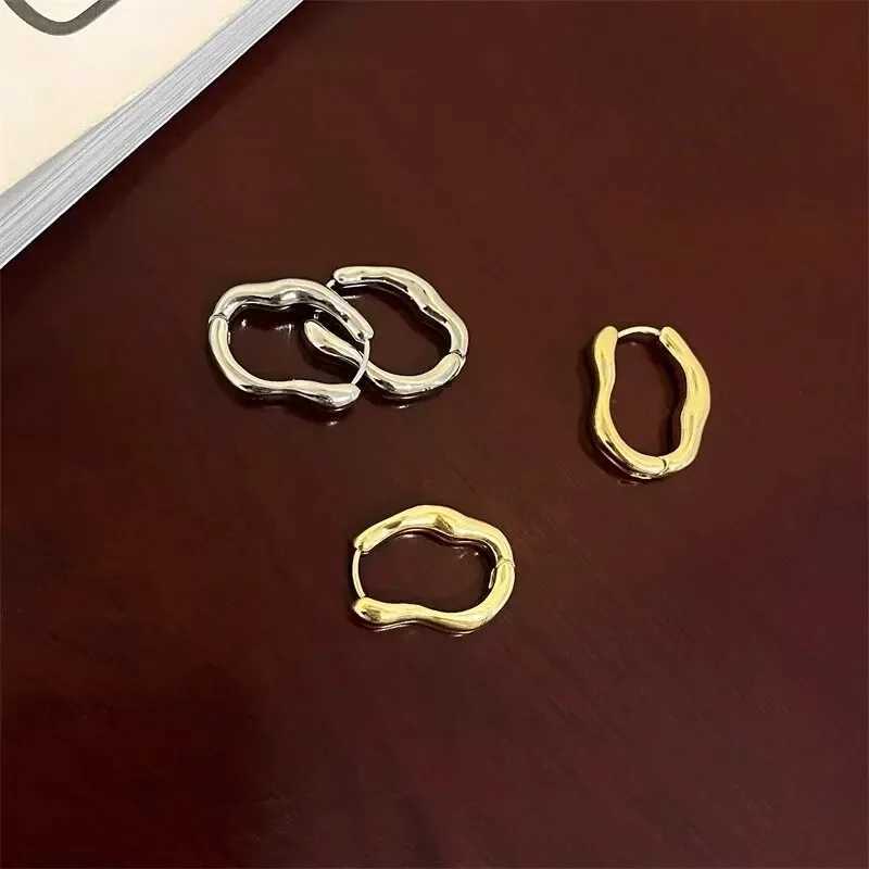 Gold Silver Color Irregular Geometric Metallic Hoop Earrings for Women Simple Cool Ear Buckle Personalized Party Fashion Jewelry XJ250814