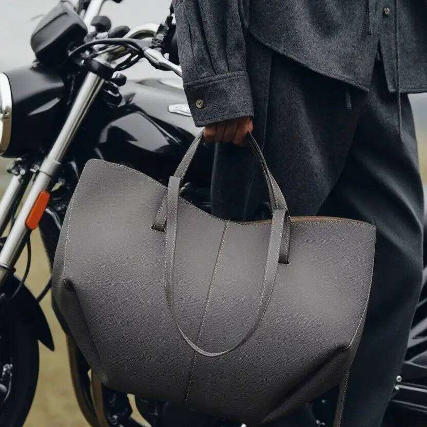 French fashion wing shopping shoulder set with makeup bag included