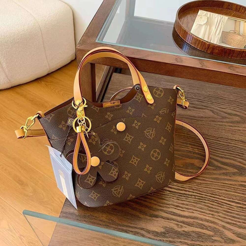 DHessentials Korean Style Basket Bag - Fashionable Tote Shoulder Bag for Women, Large Capacity PVC Handbag with Bow (4 Colors)