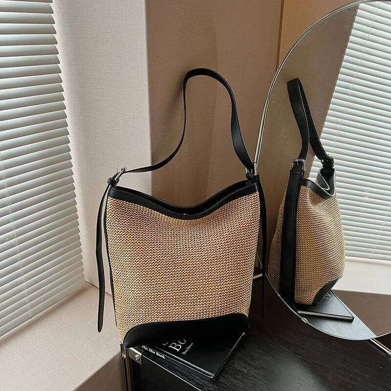 Hot Selling Korean Woven Bucket Bag For Women Minimalist Shoulder Crossbody Purse Fashionable Handbag Designer Bags