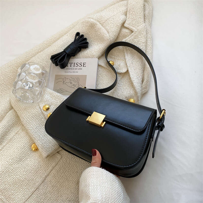 New Daily Solid Color Simple Saddle Korean Style Trend High-Quality Women's Crossbody Gift Bag