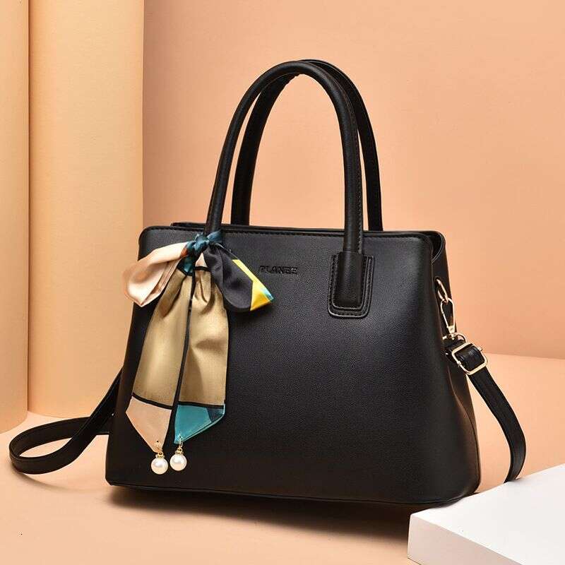 Brand Women's New Trendy Middle Age Atmosphere Handbag Mom's Square Bag