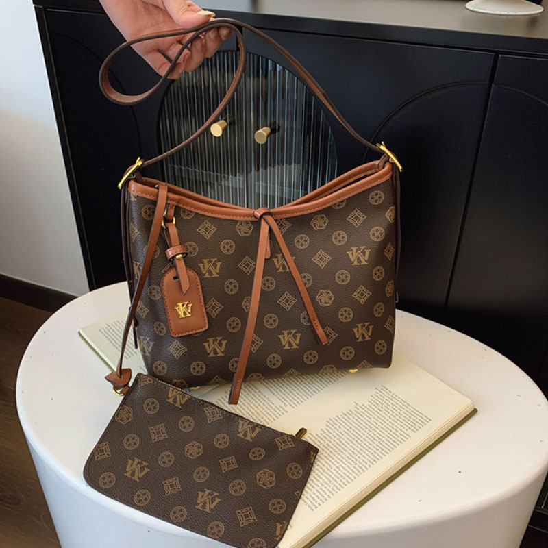 Large capacity 2025 new printed multifunctional fashion handbag designer same style women's single shoulder crossbody bag b0860