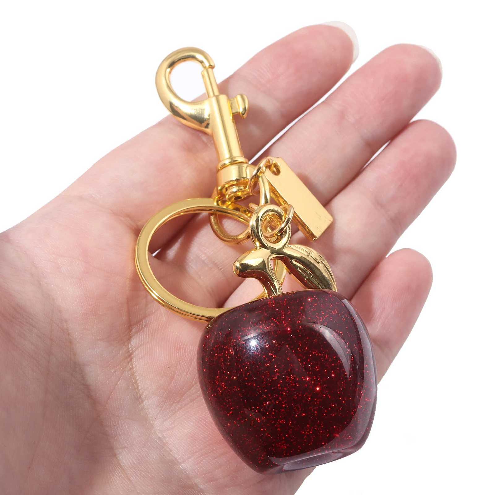 Fashion Delicious Red Apple Keychain Summer Fruits Apple Pendant Keyring For Women Men Jewelry Backpack Key Accessories Gift S250814