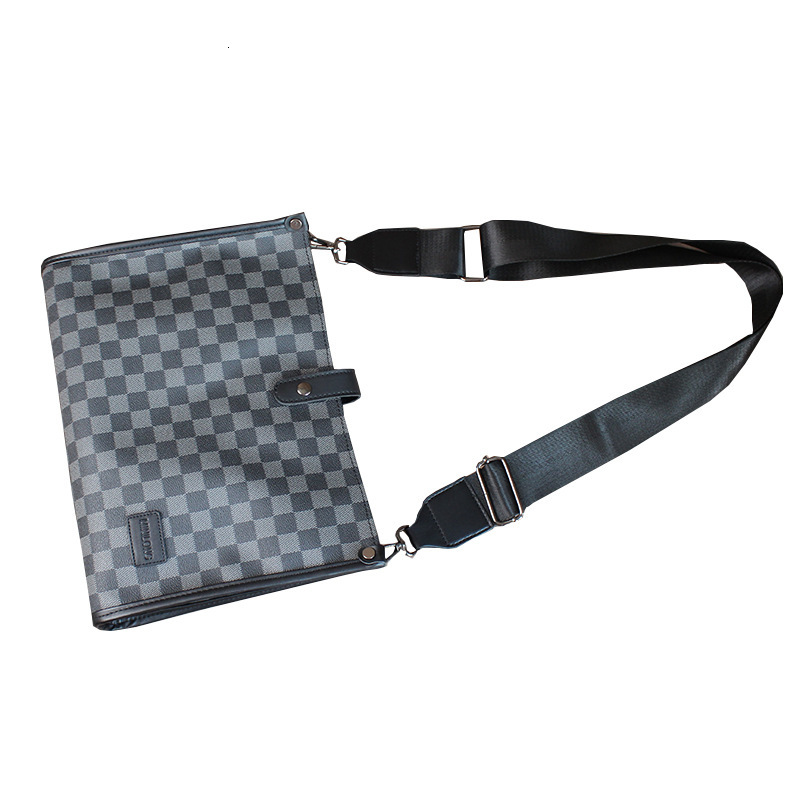 Luxury Brand Designer Bag Trendy Men's Bag Retro Student Backpack Trendy Single Shoulder Crossbody Bag Ipad Men's Bag Business Casual Leathe