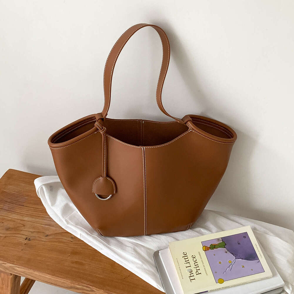 2025 New Summer Korean Version Bags Designer Women Underarm Tote Large Capacity Commuting High-end Soft Leather Single Shoulder Bag