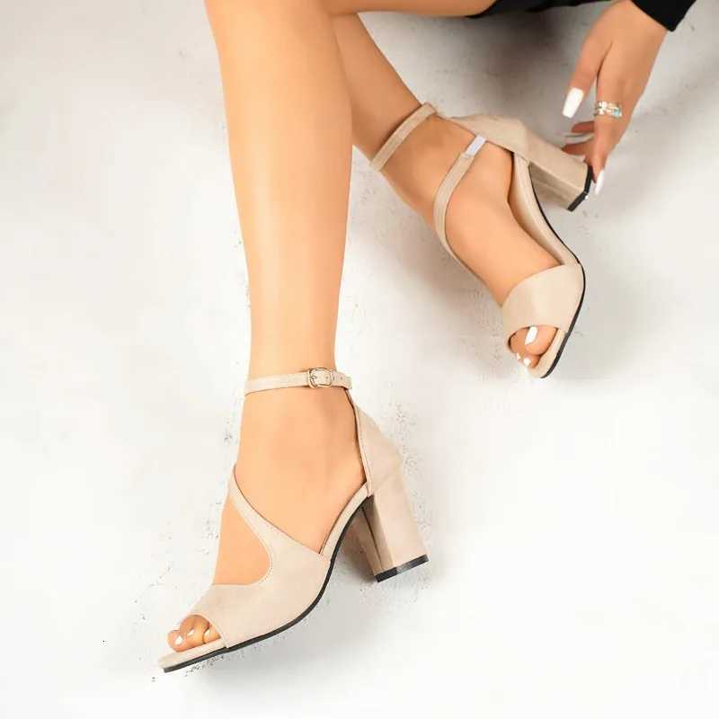 2025 Ladies Shoes High Quality Open Toe Womens Sandals Fashion Zip Office and Career Summer Plus Size Solid Heeled Sandals W250814