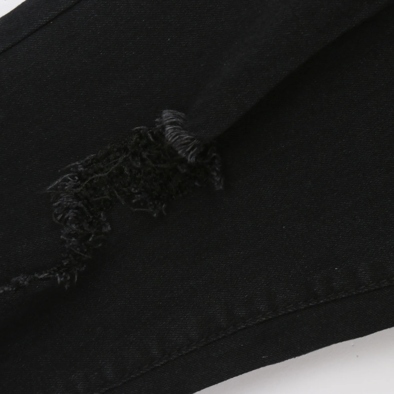 Men Pants Comfortable Jeans Slim Fit Small Feet Scratched Denim Ripped Jeans Streetwear Baggy Jeans Y2k Punk Long Trousers 250813