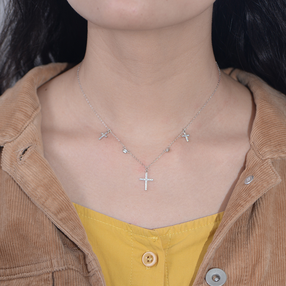 Jewelry Pure Sier Cross Necklace for Women Simple Ins Niche Design Light Inlaid Dia Collarbone Chain Jewelry for Women