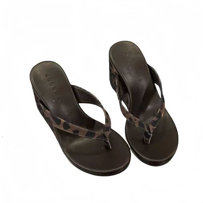 New Slippers Summer Shoes Women Wedges Sandals Slides Beach Home Slippers Women Flip Flops Memory Foam Slippers Womens Shoes W250814