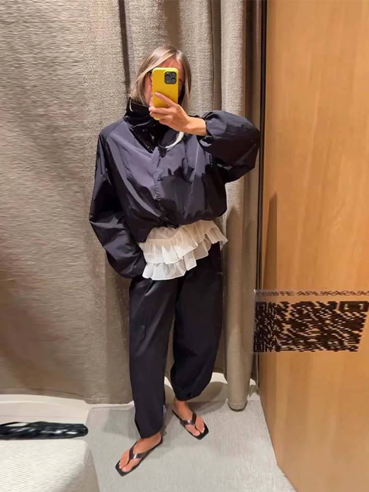 Casual Womens Jacket Turn-down Collar Full Sleeve Zipper Solid Female Jackets 2025 Autumn Fashion High Street Commute Lady Coat 250813