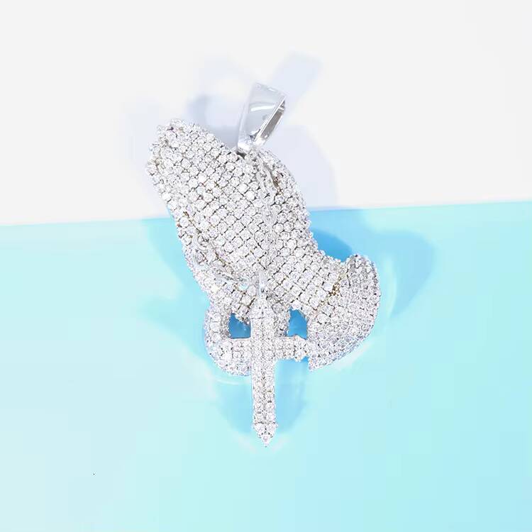 Yu Ying Fine Moissanite Rappers Jewelry Palm Moissanite Diamond Pendant Hip Hop 925 Silver Iced Out Moissanite Pendant