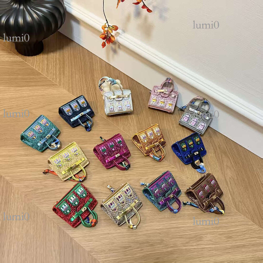 New Fashion House Cute Mini Creative Earphone Storage Lipstick Bag Pendant