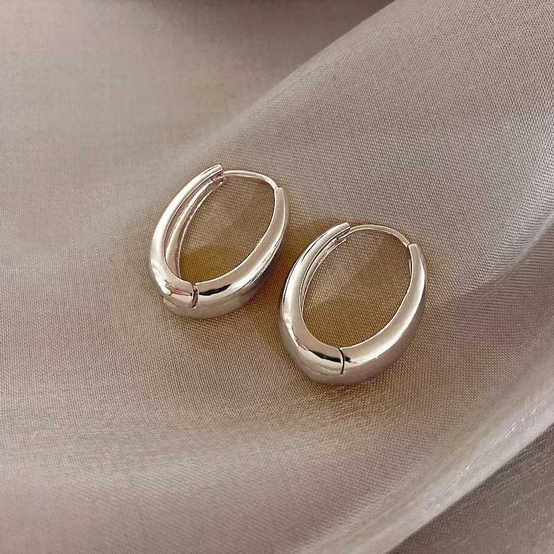2024 Hot Sale Fashion Metal Drop Earrings for Women Vintage Hoop Earrings Trend Classic Party Wedding Pendant Jewelry Gift XJ250814