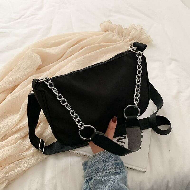 Niche Design Women's 2023 Summer New Net Red Nylon Underarm Bag High-end sense one-shoulder hand-held chain bag