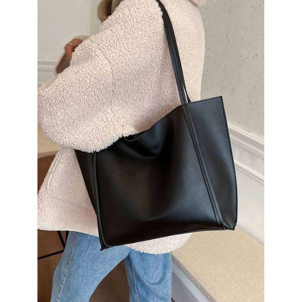 Lightweight Minimalist Shoulder Bag for Girls and White-Collar Workers in Business Casual StyleC241106