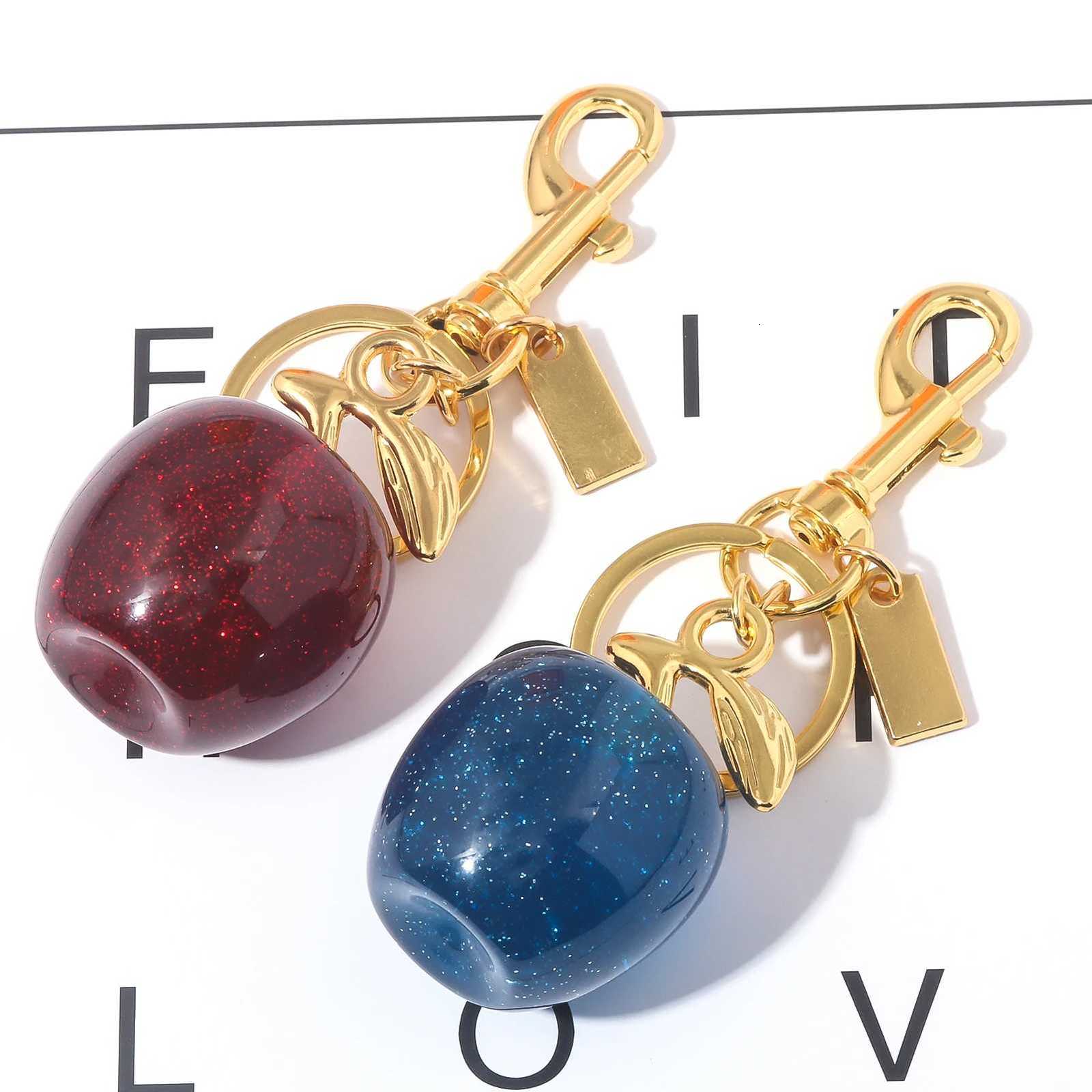 Fashion Delicious Red Apple Keychain Summer Fruits Apple Pendant Keyring For Women Men Jewelry Backpack Key Accessories Gift S250814