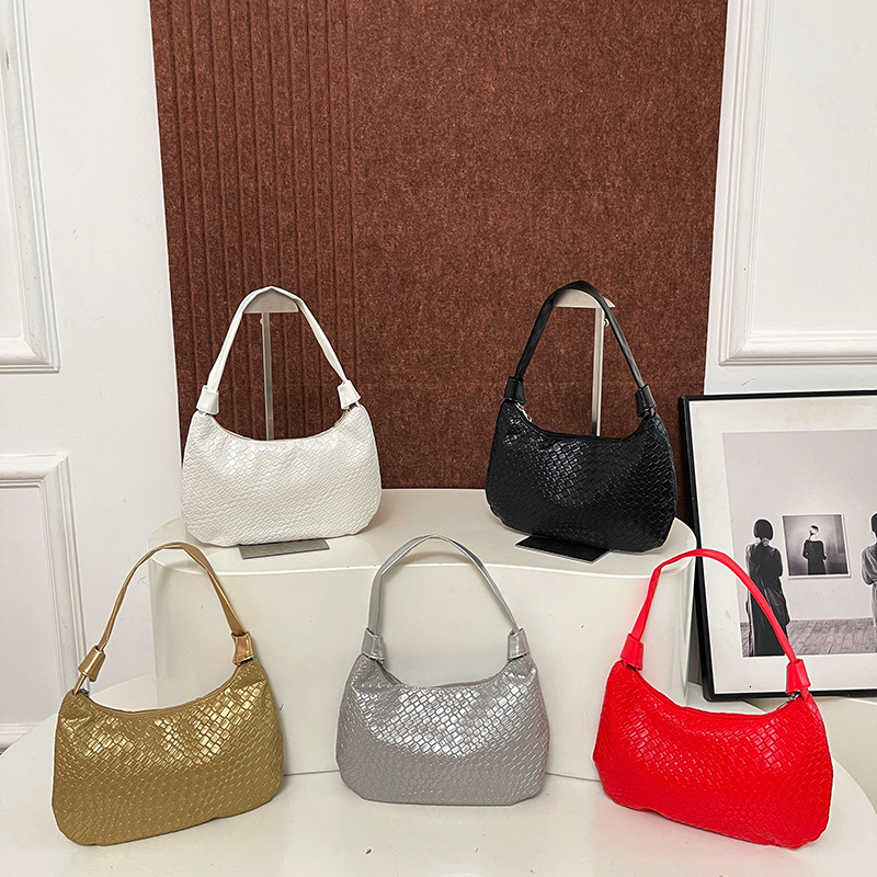 Luxury Brand Designer Bag Wholesale Underarm Bag Fashionable New Summer Women 2025 Elegant Light Luxury Commuter Niche Design Shoulder Bag