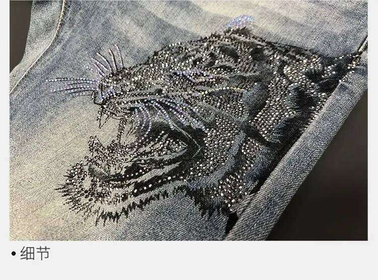 Retro Street Punk Fashionable Color Changing Tiger Head Hot Stamping Jeans Y2k Gothic Ripped Men Straight Leg Cropped Pants