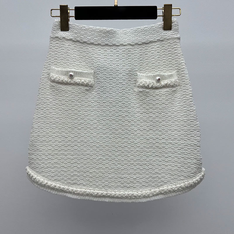 Ladies' Pink Cotton Knit Skirt Fashion Runway Crochet-Trim Elastic Waist Mini Skirt with Pearl Buttons Classic Stylish Streetwear Clothing S0839