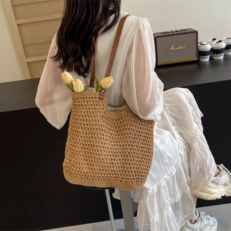 Designer's Straw Weaving Storage Bags, Luxury Bags, Custom New Simple And Multi-functional Beach Bags, Vacation-style Large-capacity Handcrafted 