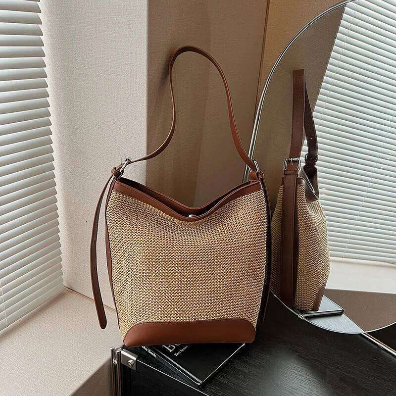 Hot Selling Korean Woven Bucket Bag For Women Minimalist Shoulder Crossbody Purse Fashionable Handbag Designer Bags