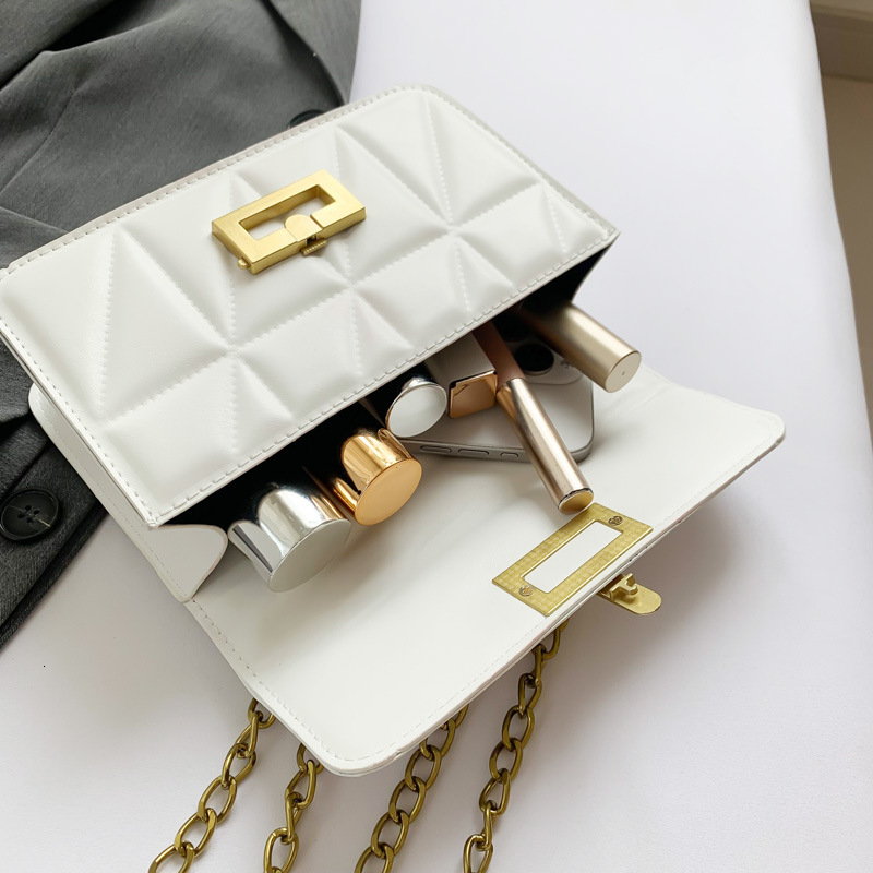 Luxury Brand Designer Bag Single Shoulder Bag Korean Version Quilted Chain Versatile Crossbody Bag Casual Texture Commuter European And American Retro