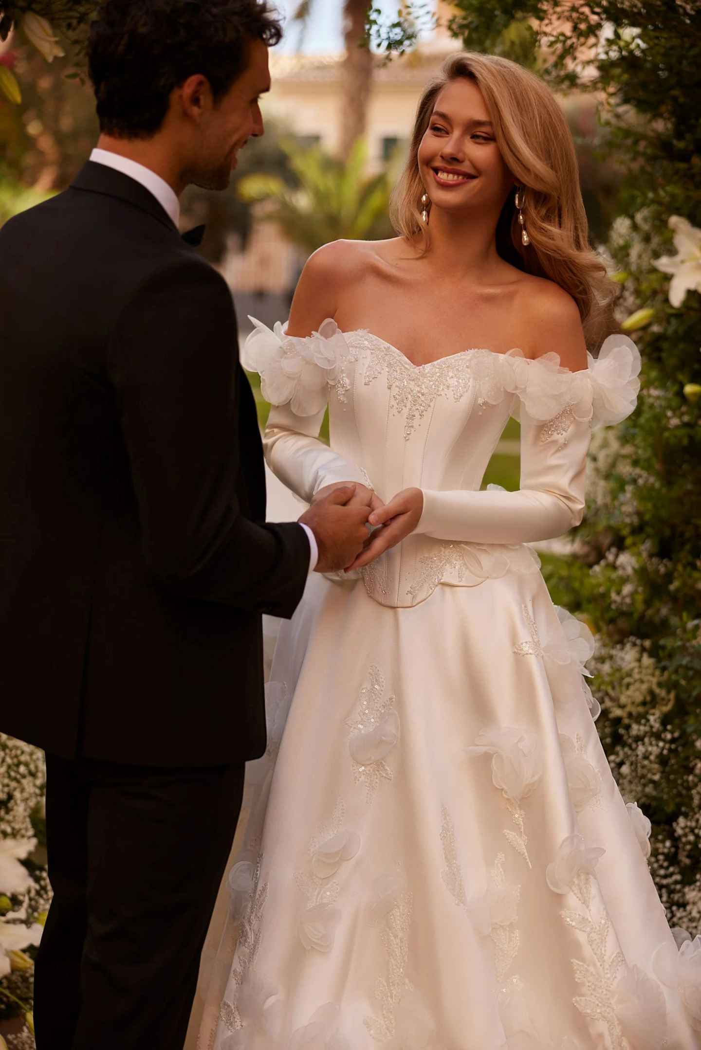 Luxurious Satin Wedding Dress Off Shoulder Long Sleeves Lace Up Beaded 3D-Flowers Ball Gown Bride Gowns Customized