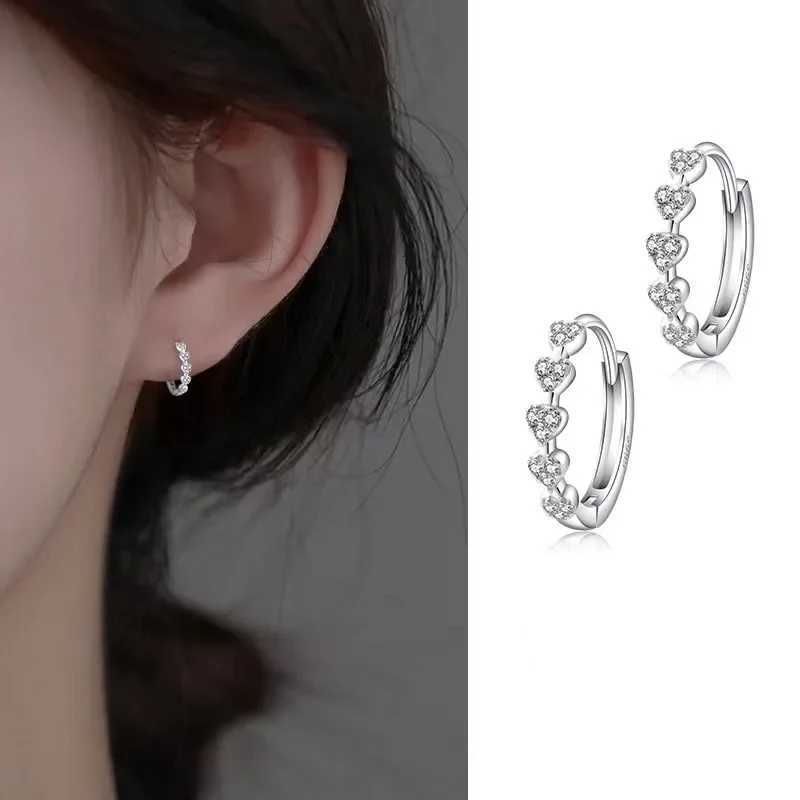 New Heart Hoop Earrings for Women Temperament Simple Inlaid for Women Wedding Silver Color Ear Shiny Zircon Jewelry Accessories XJ250814