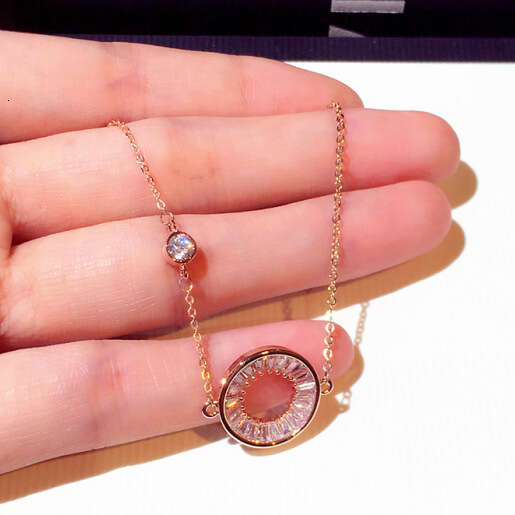 New Fashion Korean and Japanese Style Hollow Zircon Inlaid Circle Bracelet Elegant Women's Jewelry S00308