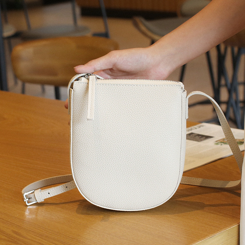 Women's crossbody bag 2025 new designer shell bag fashion shoulder bag