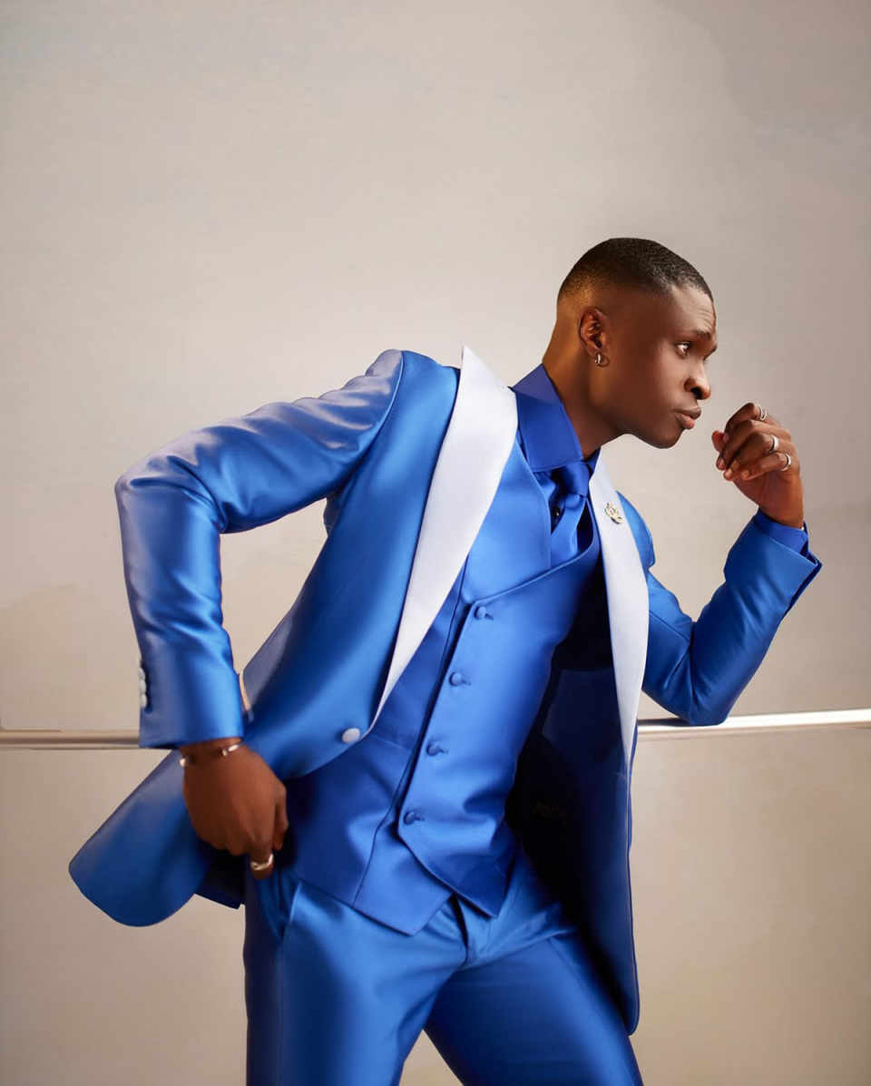 Runway Satin Men Suit Unique Lapel 2 Piece Set Jacket Pants Wedding Tuxedos Classic One Button Evening Party Blazers Customized