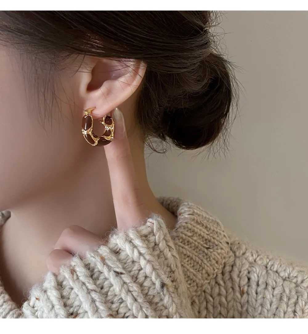 Temperament Vintage Brown Enamel Zircon Hoop Earrings for Women Exquisite Stainless Steel Beaded Wedding Bride Jewelry Accessories XJ250814