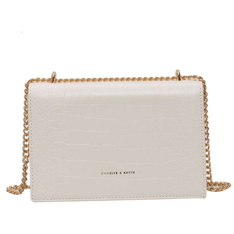 French Niche Westernized Women's 2020 New Trendy Korean Version Versatile One Shoulder Diagonal Cross Fashion Chain