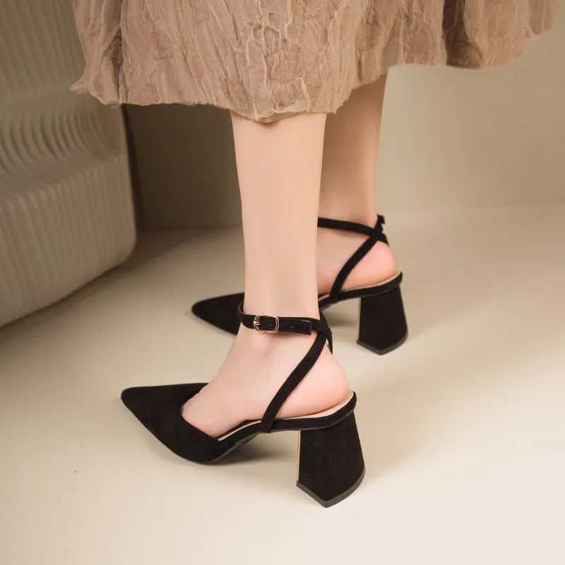 Summer New Pointed Fashion One Line Buckle Style Shallow Mouth Sandals Womens Comfortable Banquet Shoes High Heel Pumps W250814