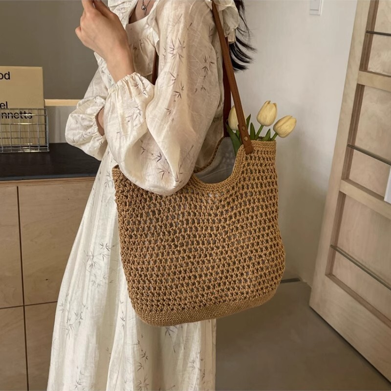 Designer's Straw Weaving Storage Bags, Luxury Bags, Custom New Simple And Multi-functional Beach Bags, Vacation-style Large-capacity Handcrafted 