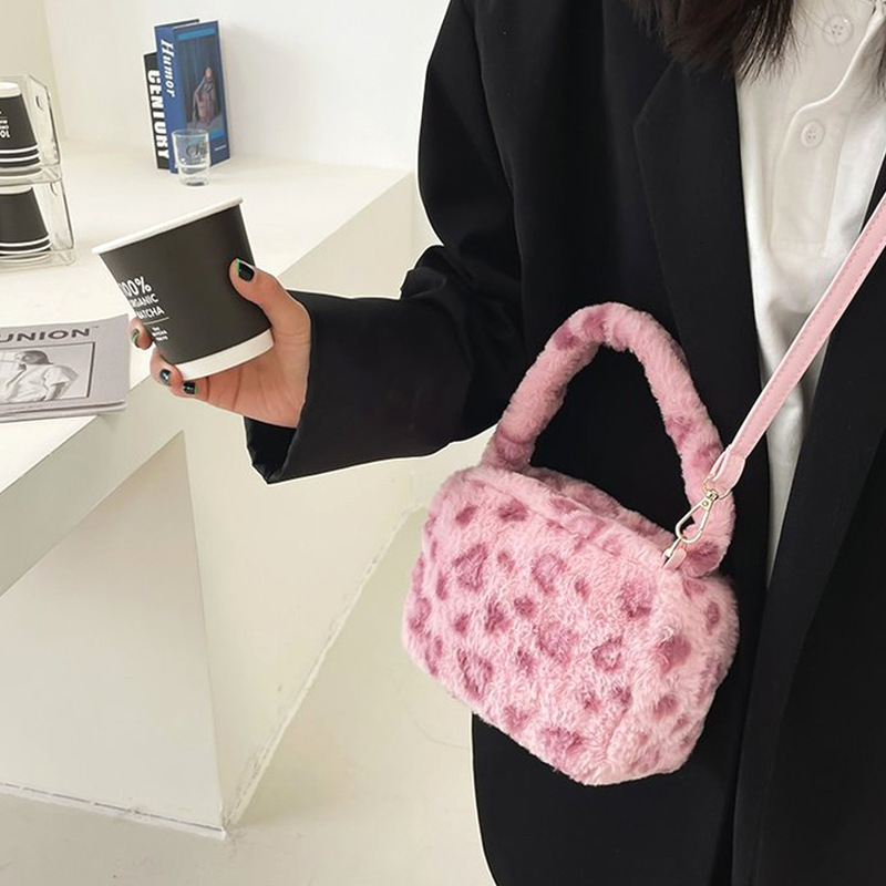 New Plush High-end Pink Leopard Print Furry Handbag for Women Cute Fashion Handheld Crossbody Bag