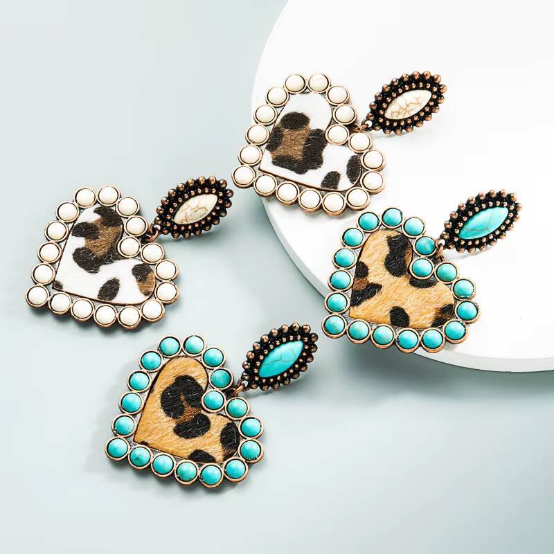 Faux Exaggerated Heart Alloy Set Turquoise Leopard Print Leather Earrings Suitable for Women Uionen 913