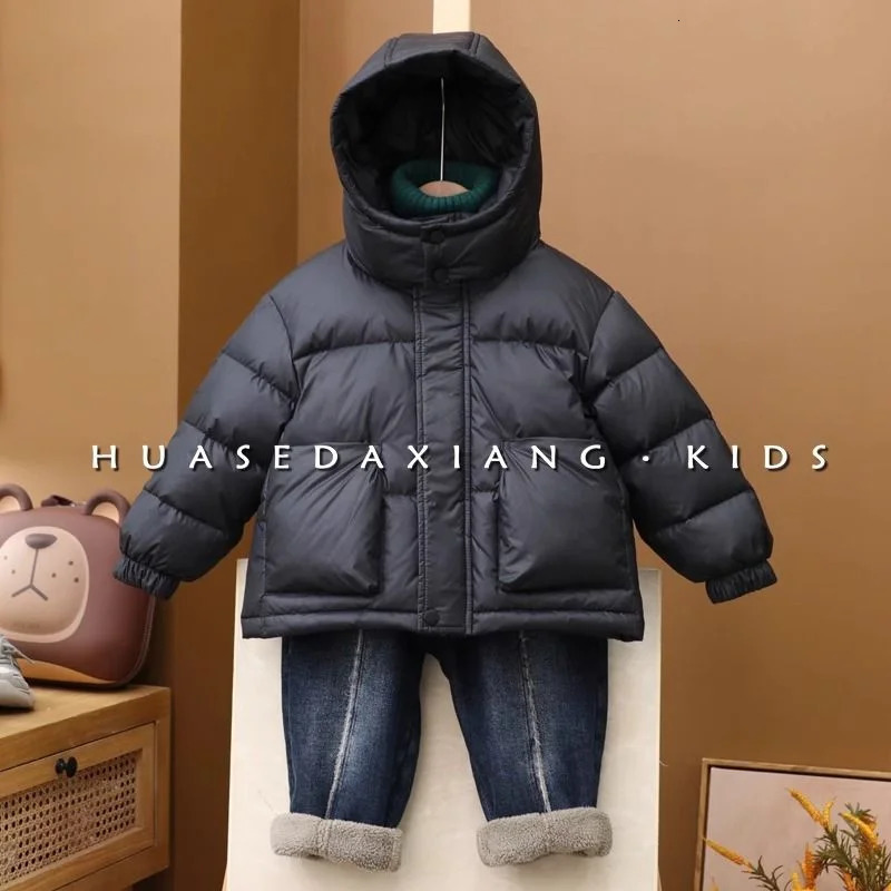 Boys Down and cotton Jacket Windbreak Outerwear Soft Winter Autumn Warm Cotton Christmas Gift Childrens Clothing 250813
