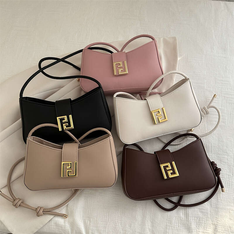 Designer bag Luxury bag Trendy Casual Underarm Niche Fashion Commuter Single Shoulder Crescent Bag