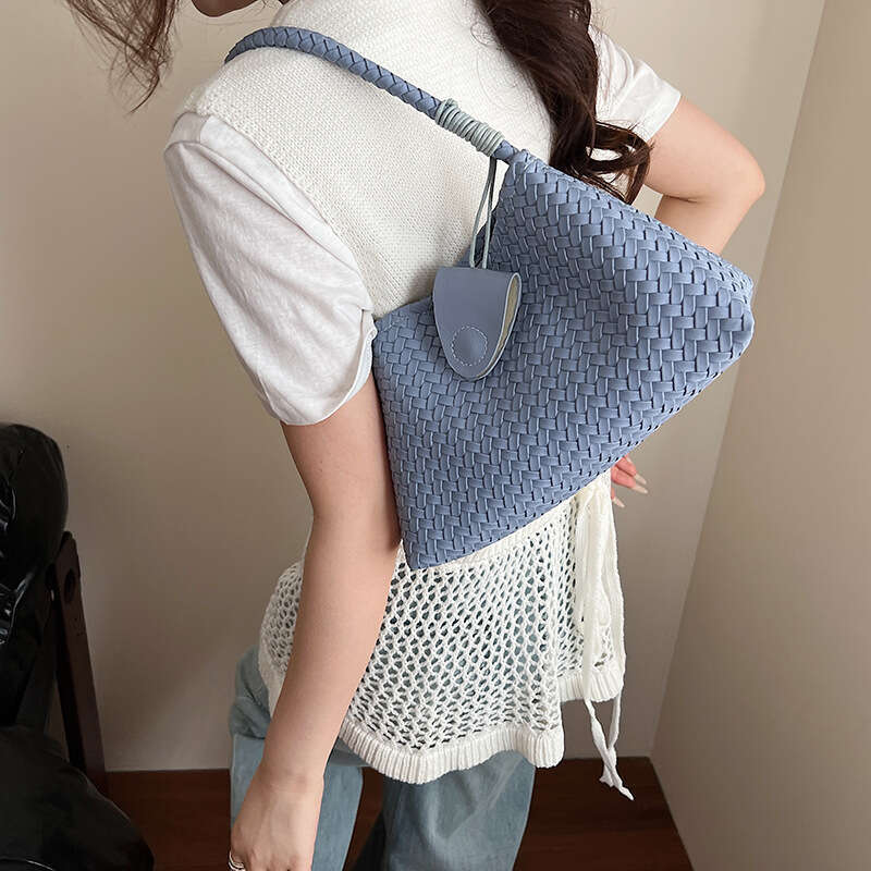Bucket Pure Handwoven High-end Casual Single Shoulder Crossbody Commuter Versatile Soft Bag