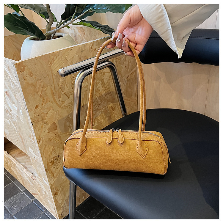 2025 New Designer Underarm Bag Retro Suede Shoulder Bag