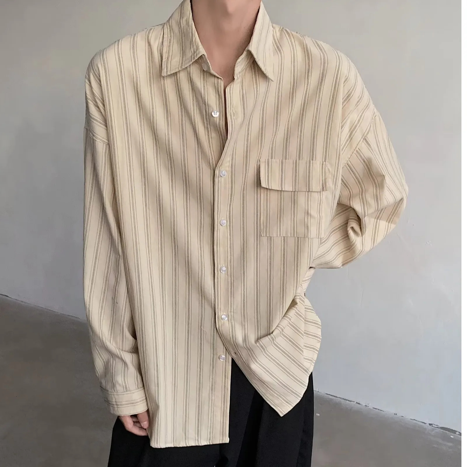 Mens Striped long-sleeved Shirt Korea Style Button Up Harajuku Fashion Oversize Blouse High Quality Shirt for Men 250813
