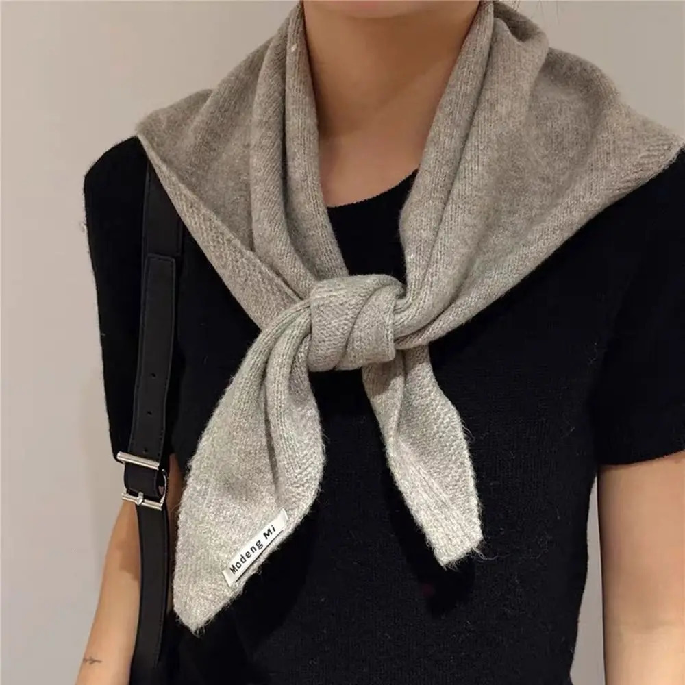 Fashion Soft Wool Knitted Scarf Multi-functional Warm Women Headscarf Winter Triangular Scarf Women Shawl 250808