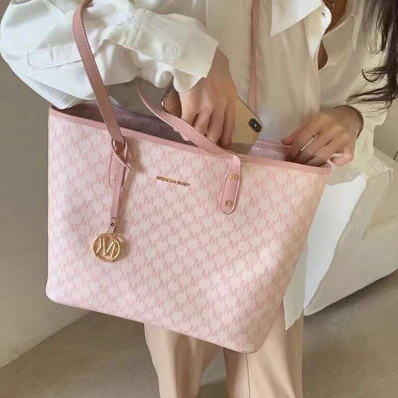 Sakura Avenue tote for women 2023 new commuting niche ins handbag large capacity shoulder bag in France