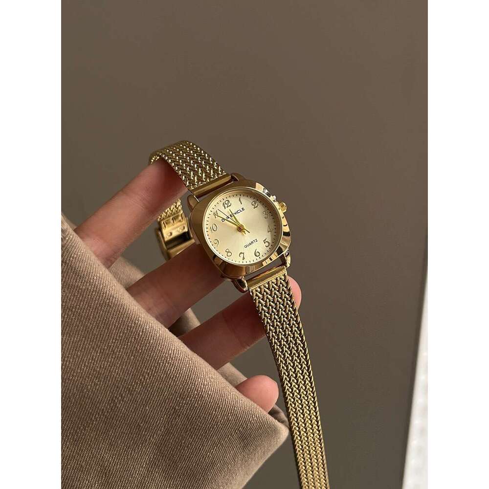 New Women's High-end Mesh Ladies' Wristwatch Vintage Fashion for Women Simple Designer Steel Strap Gold Watch