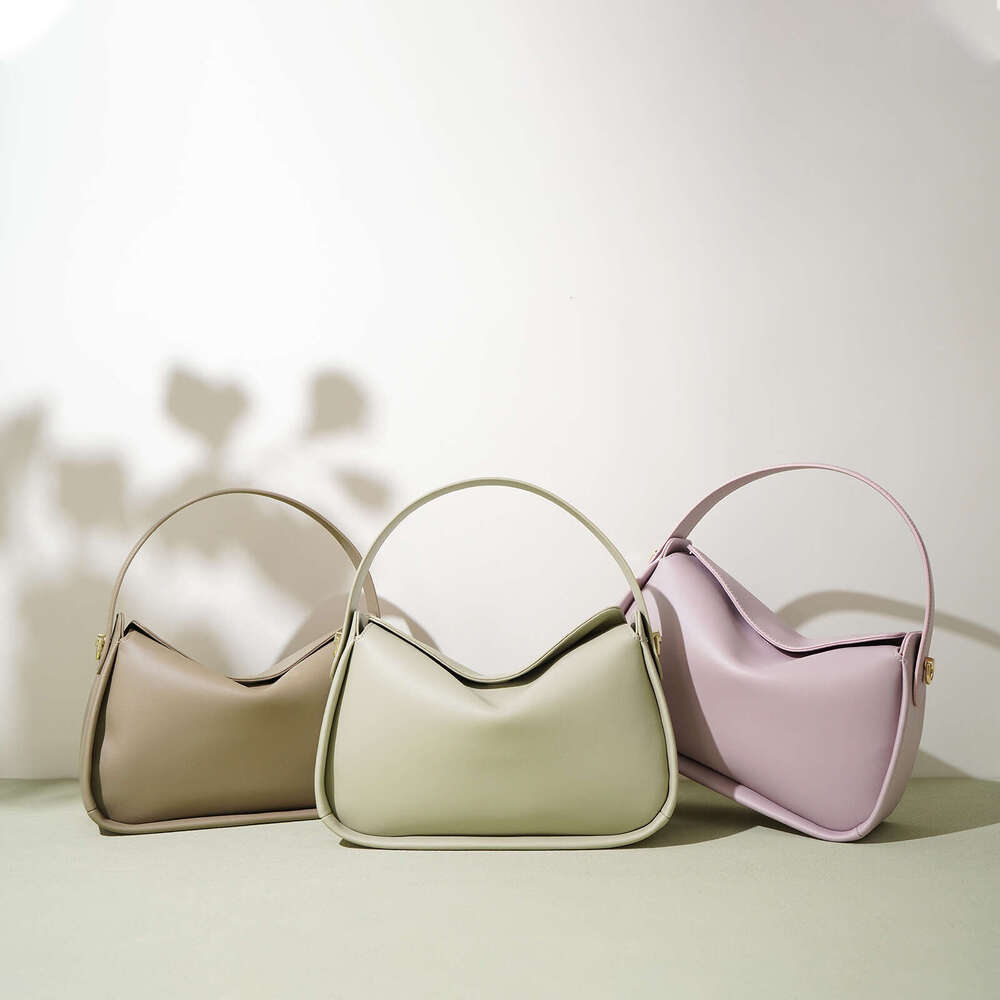 High End Cowhide Crossbody New Fashion Versatile Handbag Niche Commuter Shoulder Dumpling Bag for Women