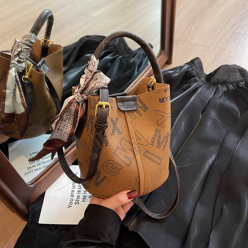 Vintage Light Luxury Women's Letter Bucket Bag Handbag Free Shipping Designer Fashion New Mother And Daughter Bag Versatile Single Shoulder Cross