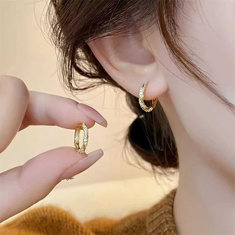 FTCY Simple Luxury Zircon Metal Hoop Earrings For Women Exquisite Small Round Circle Earrings Womens Jewelry Gifts XJ250814